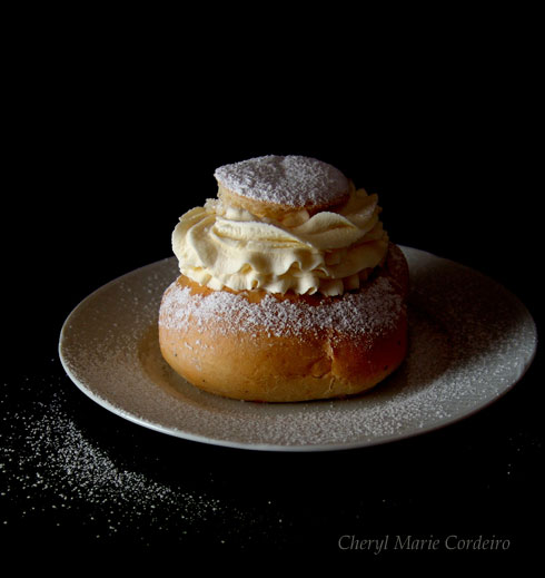 Semla dusted with icing sugar, photo by Jan-Erik Nilsson at Cheryl Marie Cordeiro