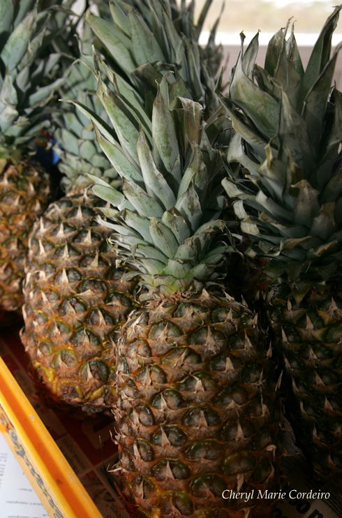 Large pineapples, near overripe is best for pineapple jam