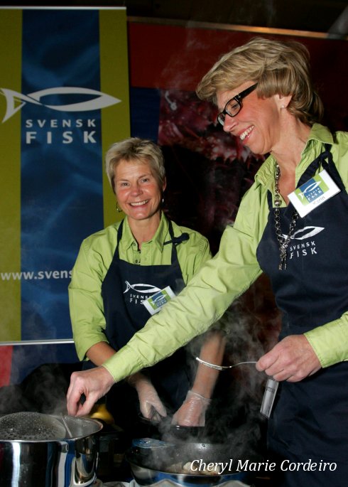 Ilona Miglavs (left) of Svensk Fisk, prize winner from the Swedish Western Academy of Gastronomy 2011.