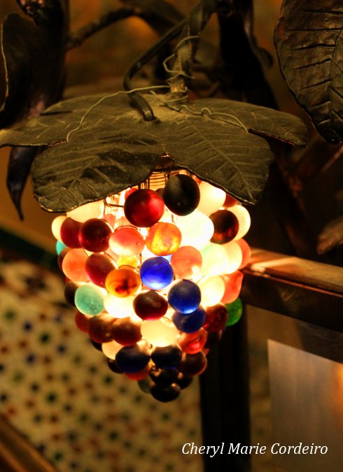 Los Caracoles, grape lamps, Barcelona.