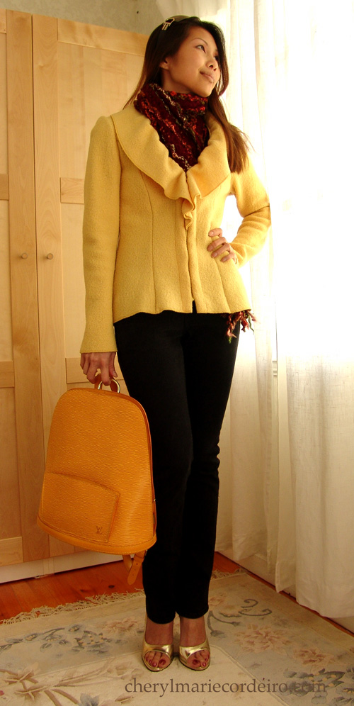 yellow_coat-053.jpg