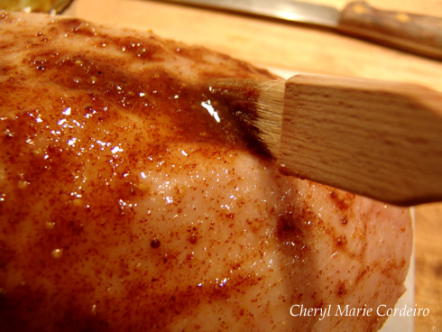 Washing over with mustard and honey, Swedish Christmas ham, julskinka recept