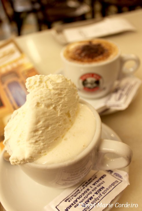 Granja Viader coffee and whipped cream